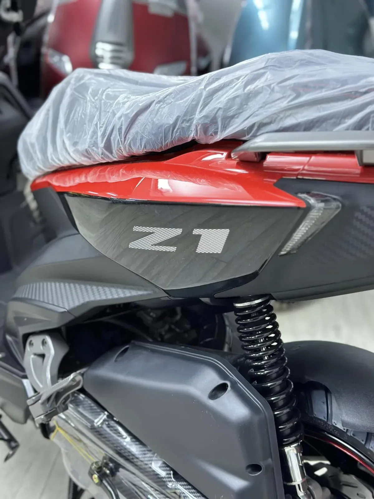 Moto Phantom RC Z1 rouge