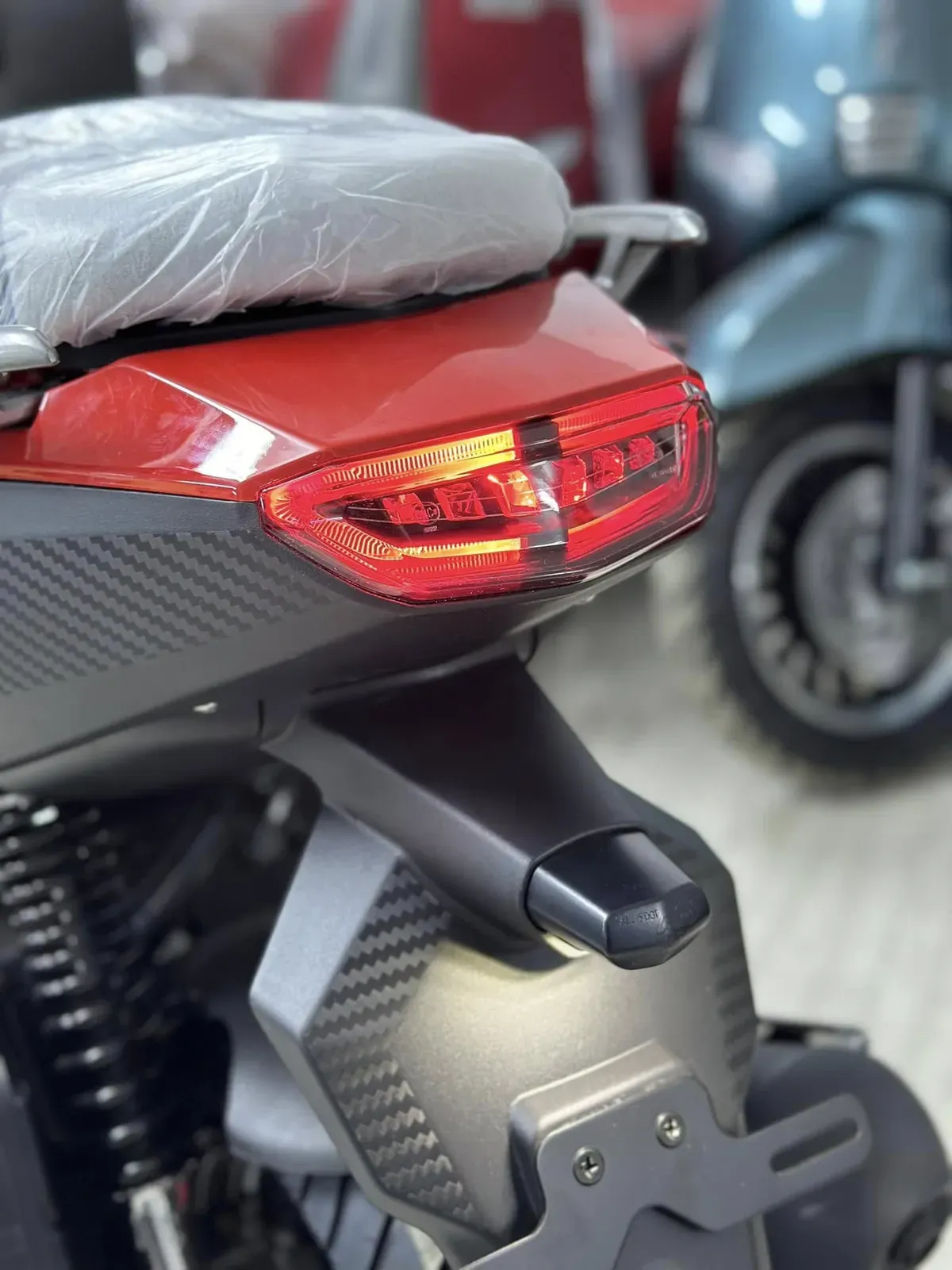 Moto Phantom RC Z1 rouge